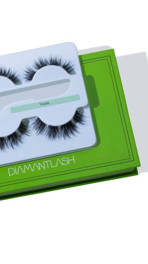 VIOLET  - Short-Medium Length Volume for a Dramatic Yet Daily Look - DIY Eyelash Extensions